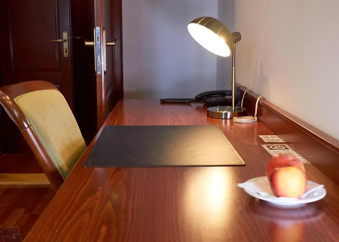 Hradna Straz Hotel&Apartments S Privatnym Wellness