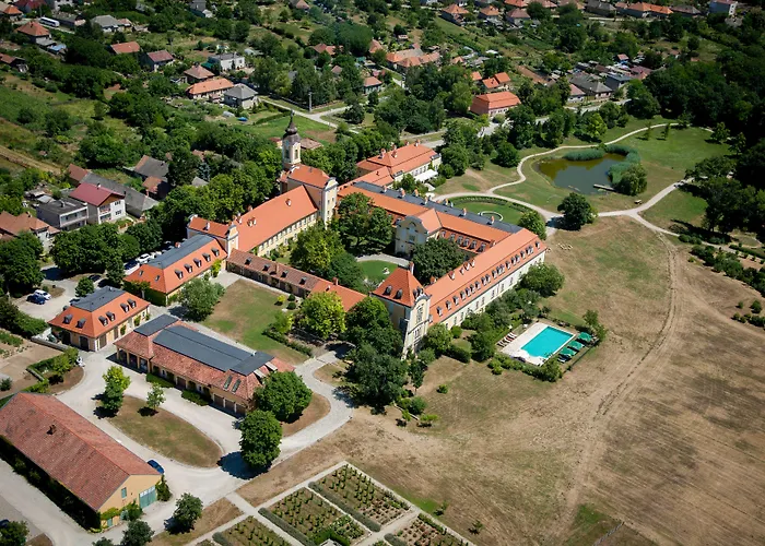 Hotel Chateau Bela